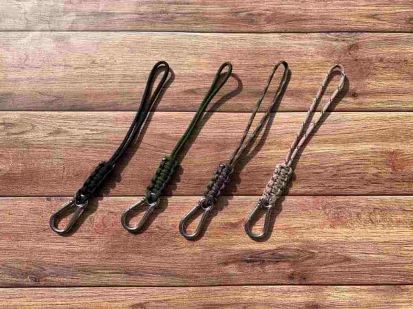 מחזיק מפתחות PARACORD ארוך