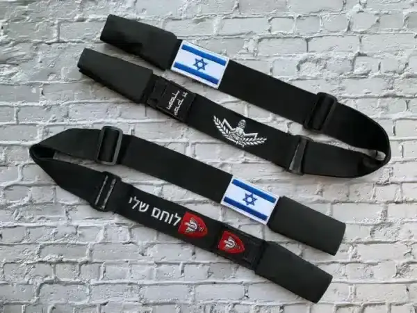 ⁦רצועה לנשק עם רקמה בעיצוב אישי⁩ – תמונה ⁦2⁩