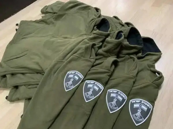 ⁦מעיל פליז רגיל (חד''צ) עם סמל מג''ב⁩ – תמונה ⁦3⁩