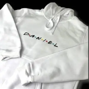 חדש! פוטר/קפוצ'ון עם רקמת שם בסגנון חברים