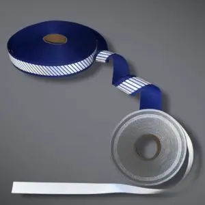 סרט מחזיר אור לתפירה - 2 מטר