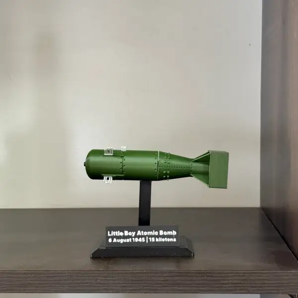 דגם Little Boy Atomic Bomb בהדפסת תלת מימד