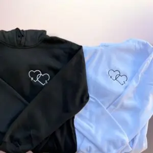 זוג קפוצ'ונים דגם לב וראשי תיבות